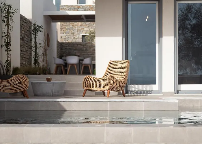 Summersalt Paros * Μώλος Πάρου