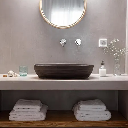 Summersalt Paros Villa Molos (Paros)